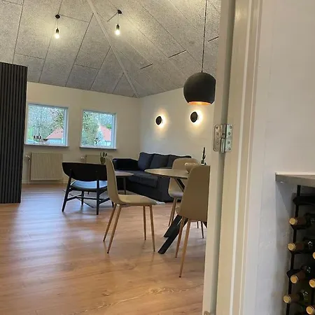 Hyggelig Nyrenoveret Lejlighed Til 4 Personer Agerbæk Exterior photo
