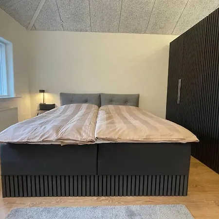 Hyggelig Nyrenoveret Lejlighed Til 4 Personer Agerbæk Exterior photo