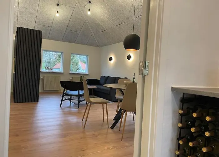 Hyggelig Nyrenoveret Lejlighed Til 4 Personer